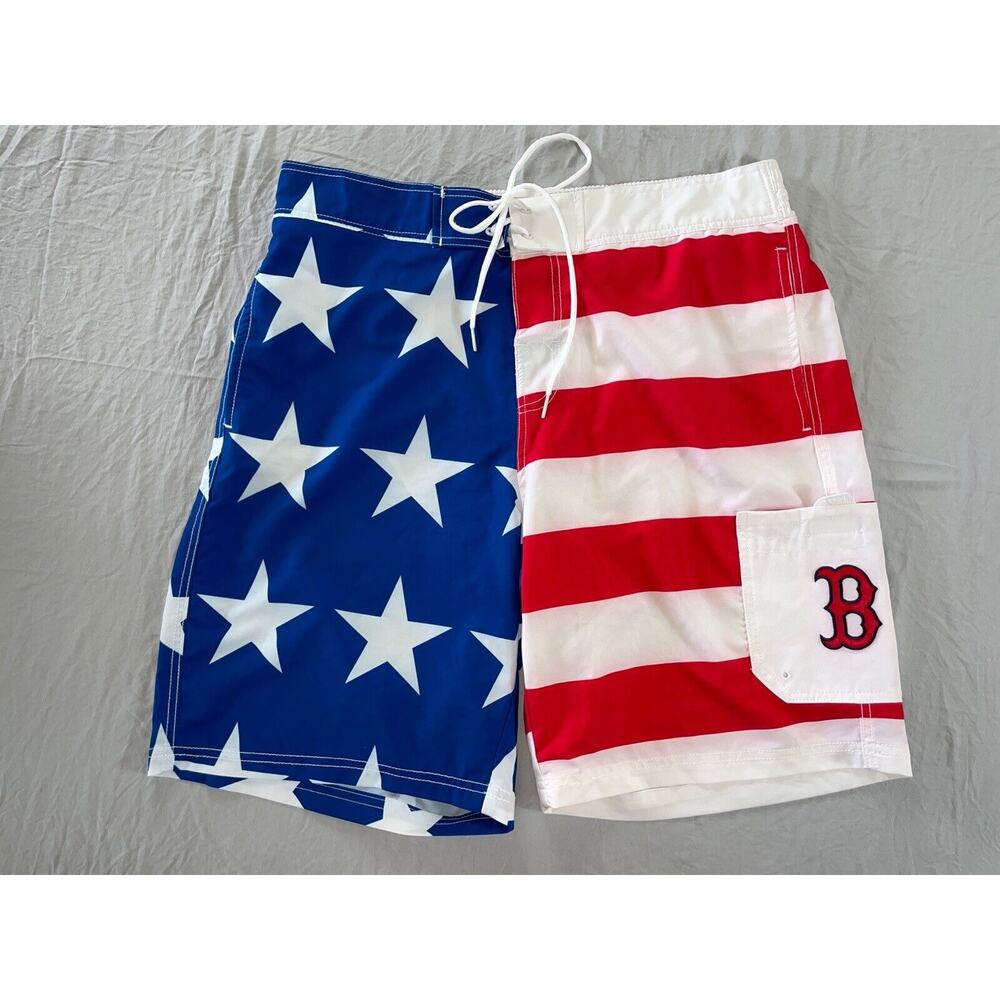 GIII Sports by Carl Banks MLB Genuine Merchandise USA Flag Bos Red Sox Shorts XL
